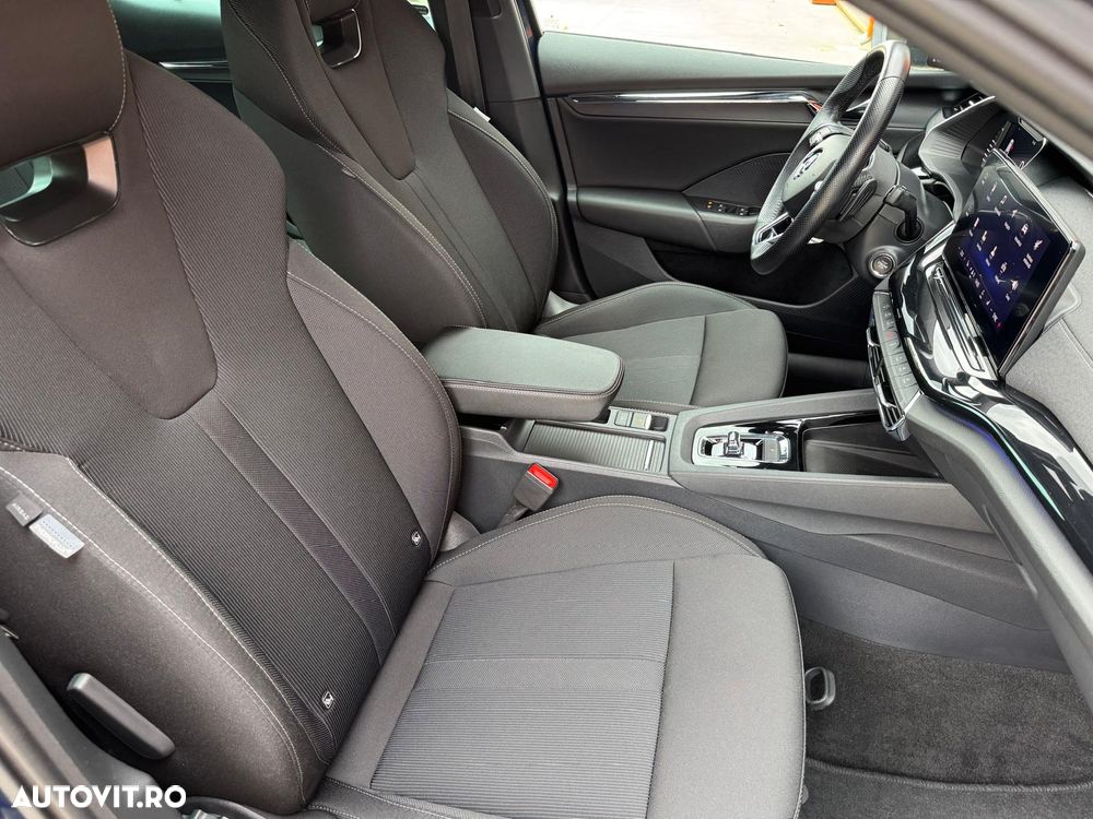 Skoda Octavia 2.0 TDI DSG 4X4 Sportline - 31