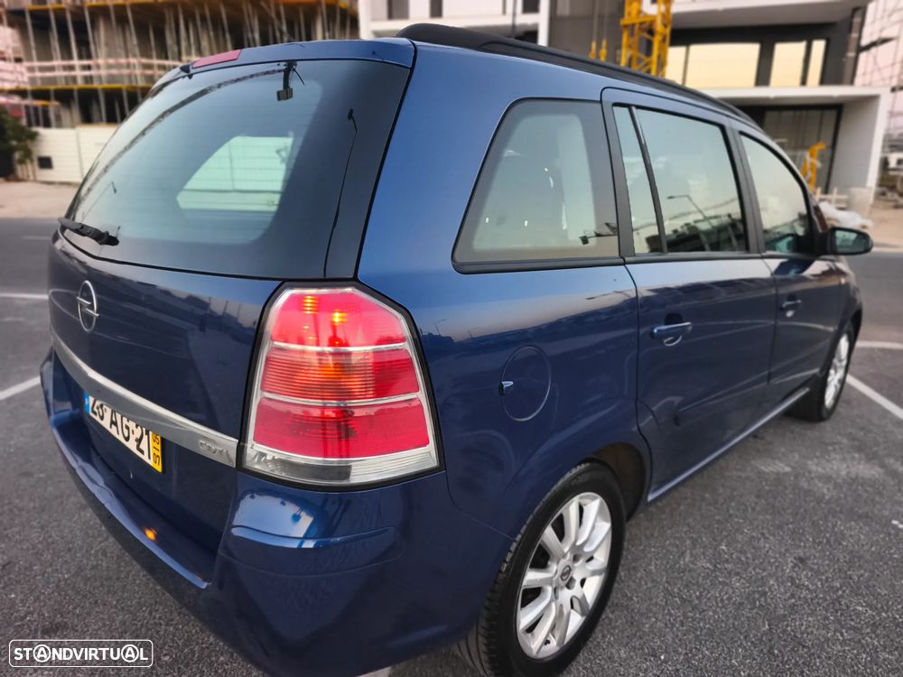 Opel Zafira 1.9 CDTi Enjoy - 3