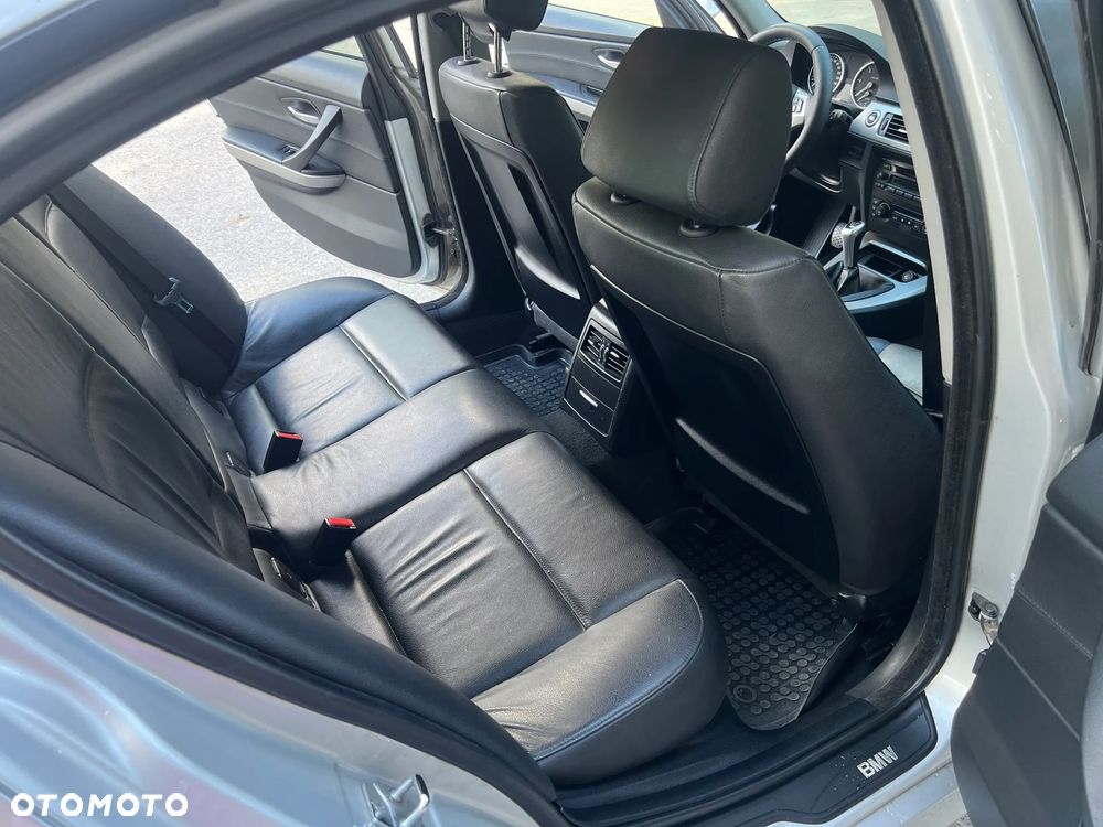 BMW Seria 3 320d - 7