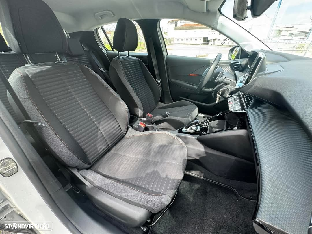 Peugeot 208 1.2 PureTech Allure EAT8 - 24