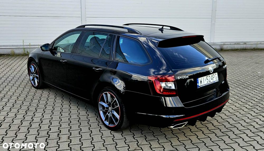 Skoda Octavia 2.0 TSI RS Challenge 245 DSG - 4