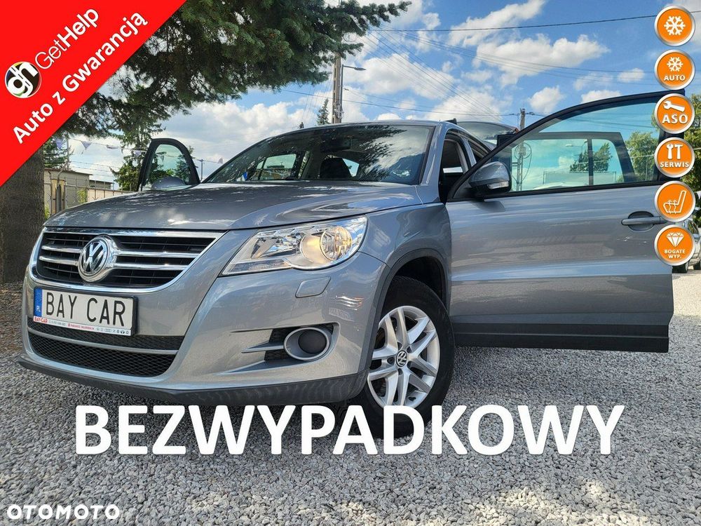 Volkswagen Tiguan - 1