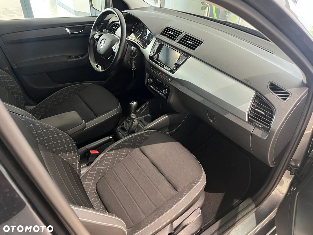 Skoda Fabia 1.0 TSI Ambition - 10