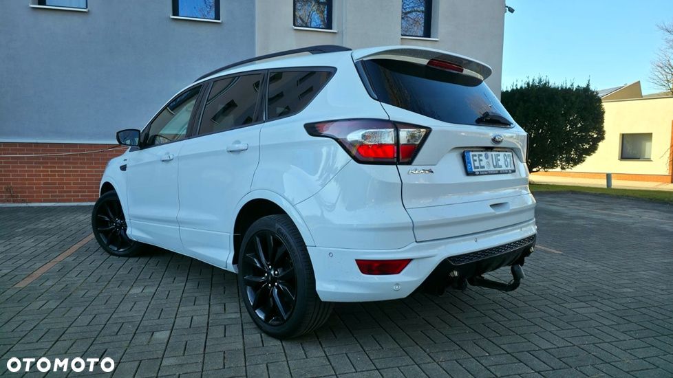 Ford Kuga 2.0 TDCi 2x4 ST-Line - 9