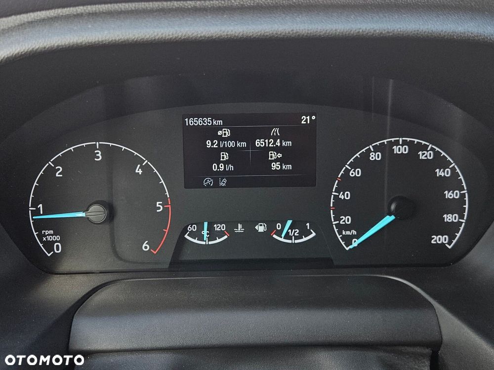 Ford transit-custom L2H1 *76999zł NETTO* Brygadówka 6 osób 2.0TdCi/131KM - 24