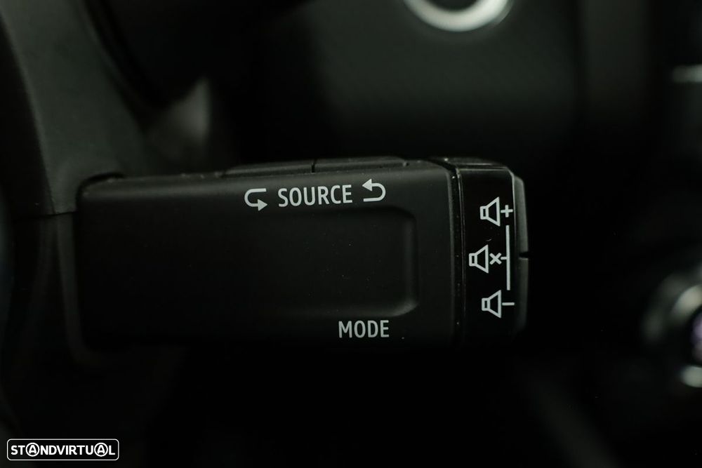 Renault Clio 1.0 TCe RS Line - 19