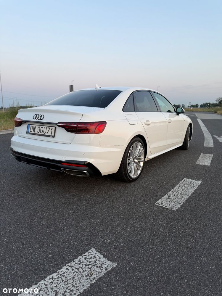 Audi A4 Limousine 35 TFSI mHEV S Line S tronic - 3