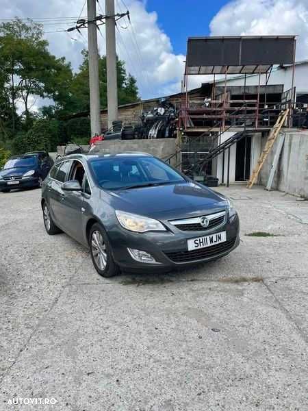usa opel astra j - 1