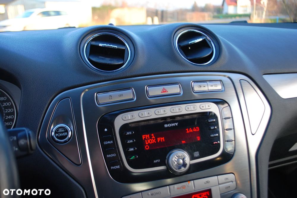 Ford Mondeo 2.0 TDCi Titanium - 15