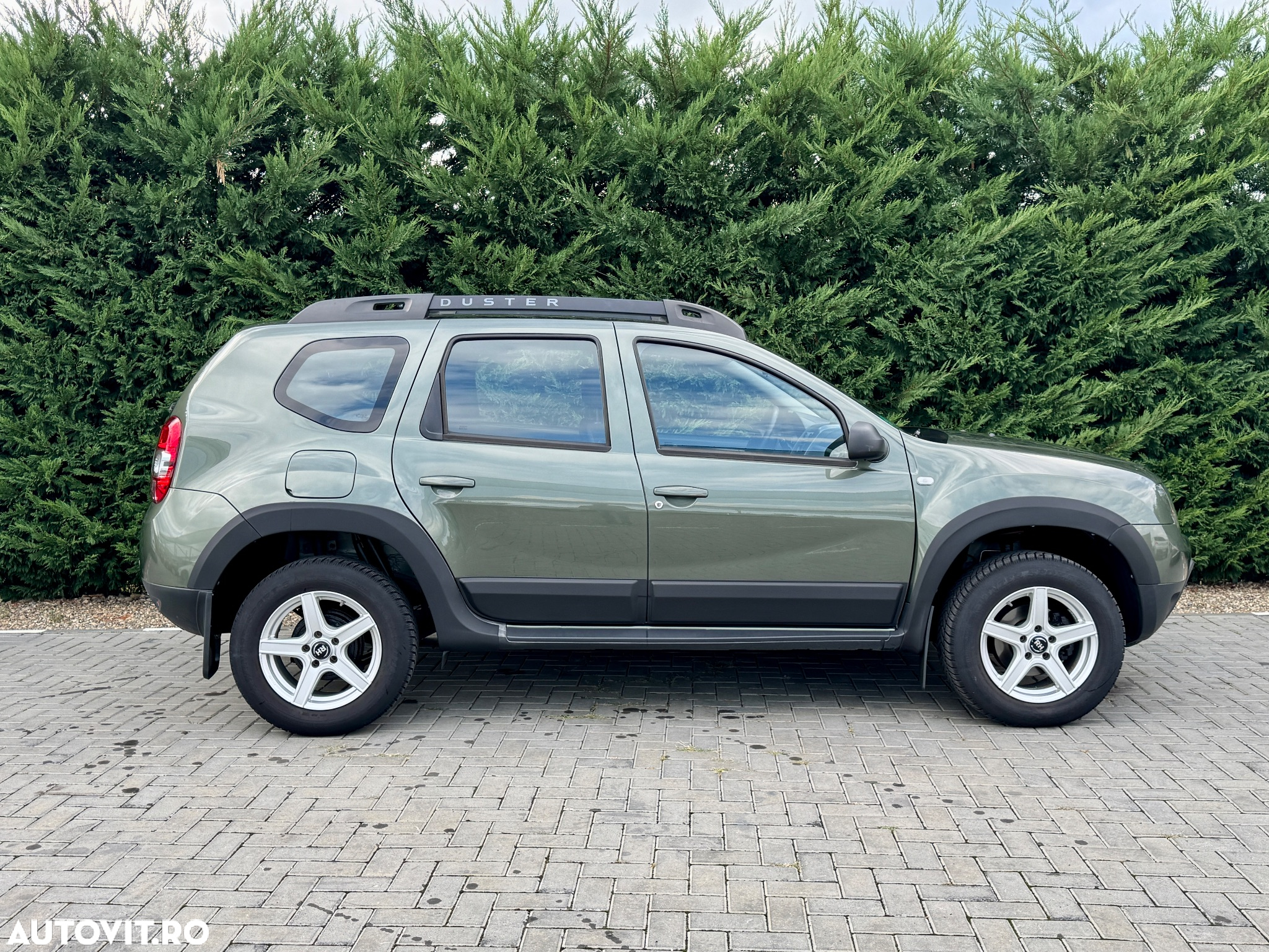 Dacia Duster 1.5 dCi 4x4 Laureate - 4