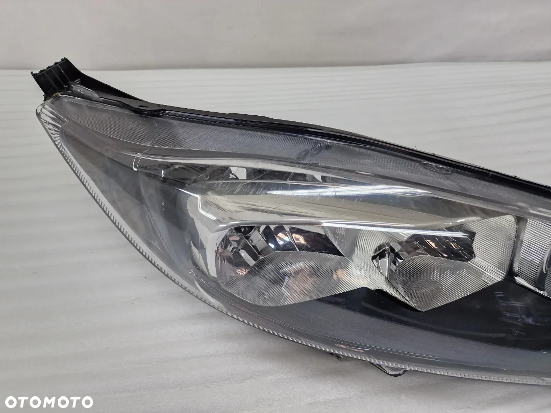 FORD FIESTA MK7 LIFT 12- PRAWA LAMPA PRZEDNIA PRZÓD , NR C1BB-13W029-AH , NR AUKCJI LL505 - 4