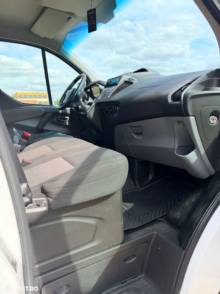 Ford Transit Custom - 12