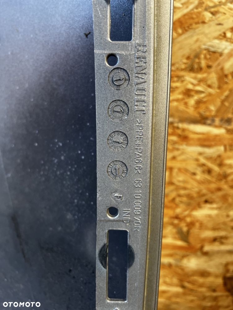 BŁOTNIK PRAWY RENAULT SCENIC 3 III LIFT Kod lakieru: TEHNK - 12