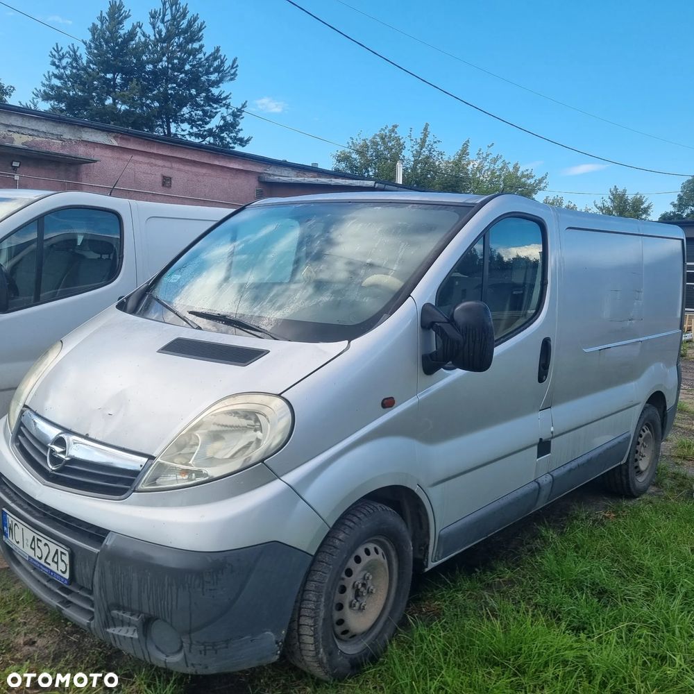 Opel Vivaro - 1