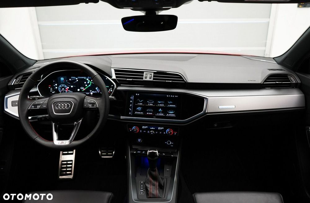 Audi Q3 Sportback - 16