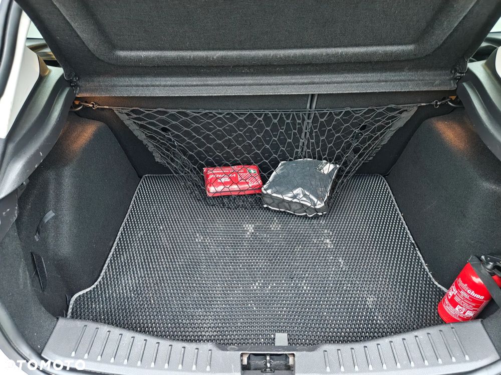 Ford Focus - 8