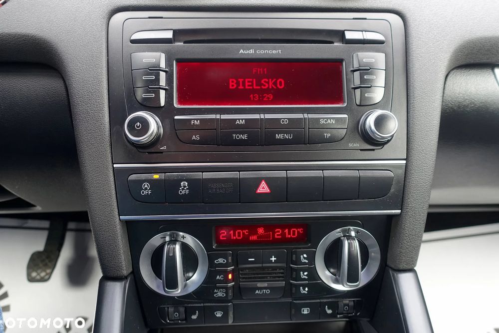 Audi A3 Sportback 1.4 TFSI Ambition - 16