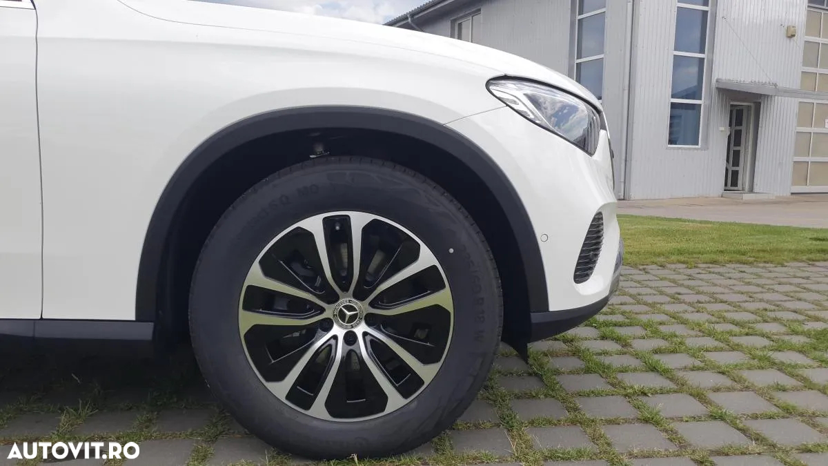 Mercedes-Benz GLC 220 d 4MATIC MHEV - 15