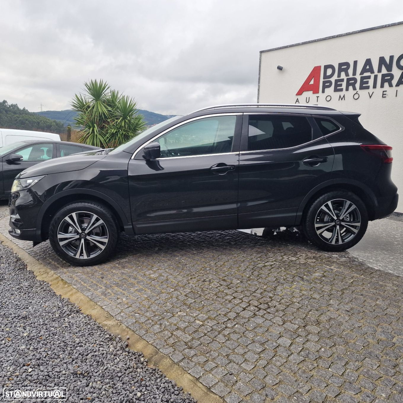 Nissan Qashqai 1.3 DIG-T N-Connecta J18 Led - 3