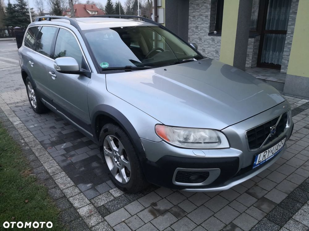 Volvo XC 70 D5 AWD Summum - 3