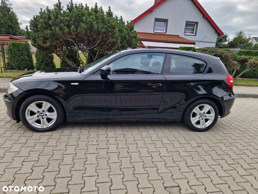BMW Seria 1 - 12