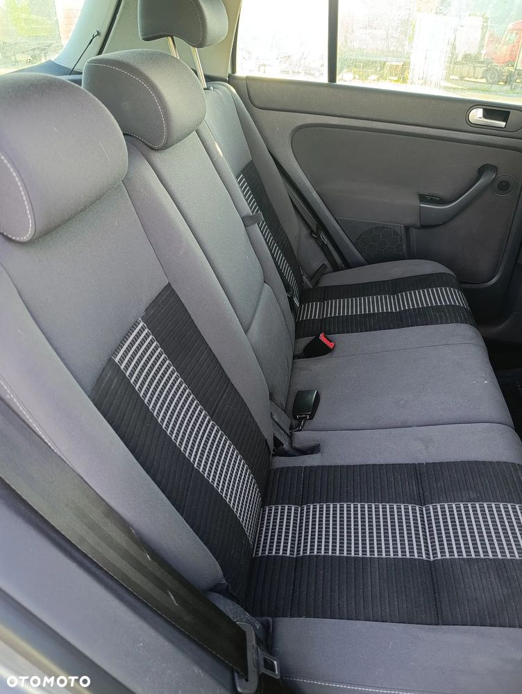 Volkswagen Golf Plus 1.4 Comfortline - 25