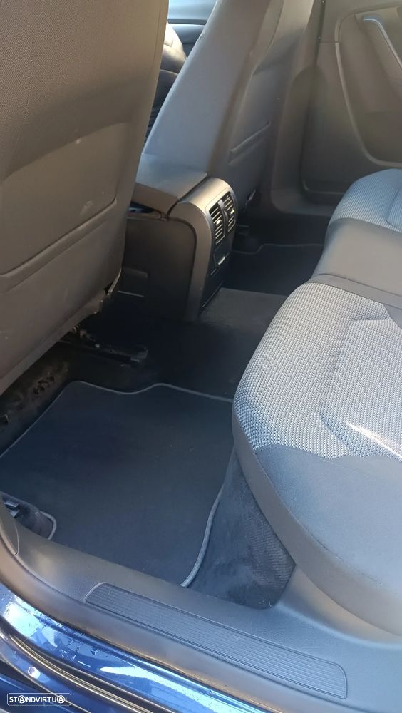 VW Passat 2.0 TDI Confortline - 3