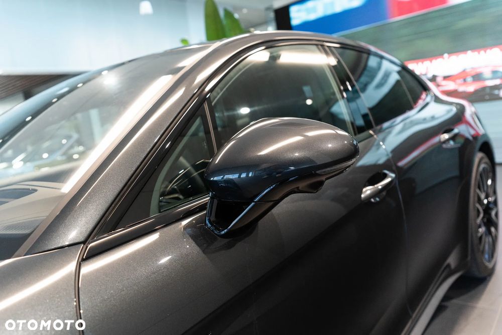 Porsche Panamera 4 E-Hybrid PHEV - 39