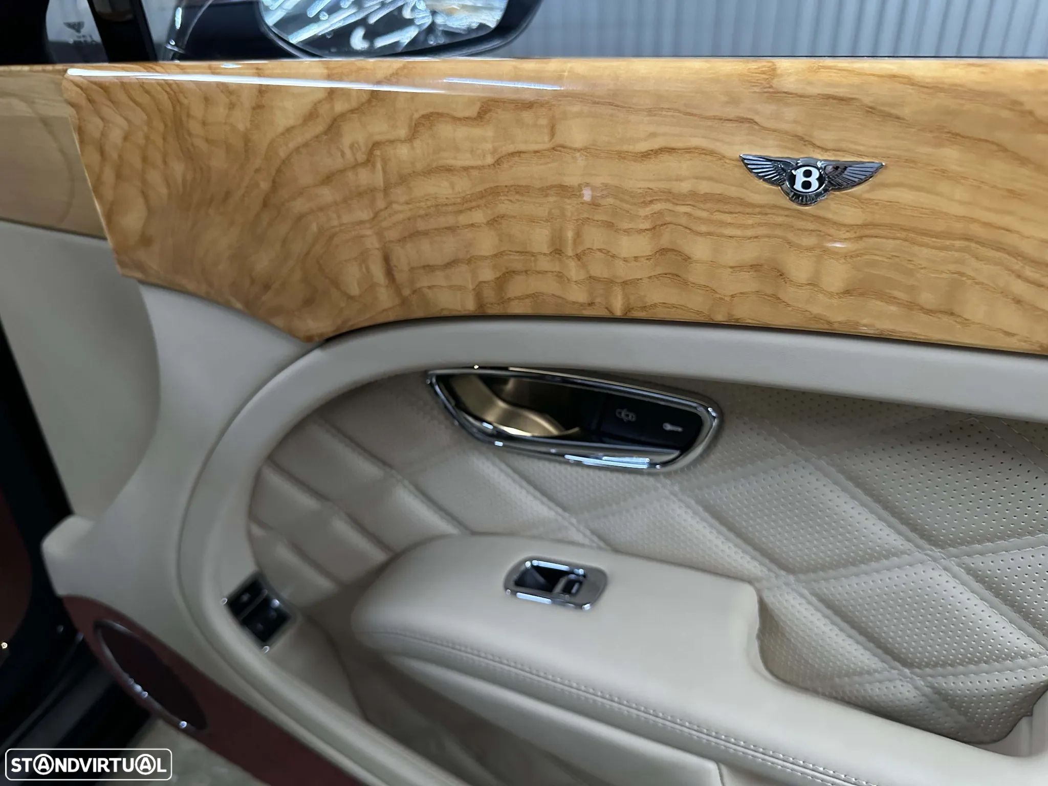 Bentley Mulsanne - 54