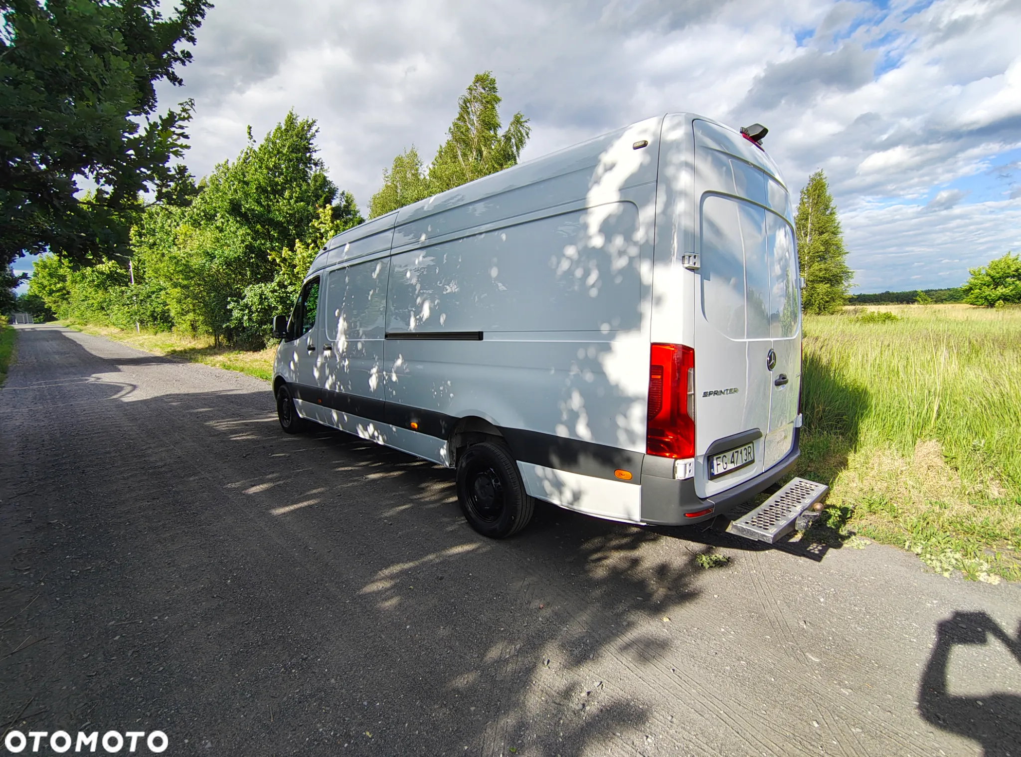 Mercedes-Benz Sprinter - 10