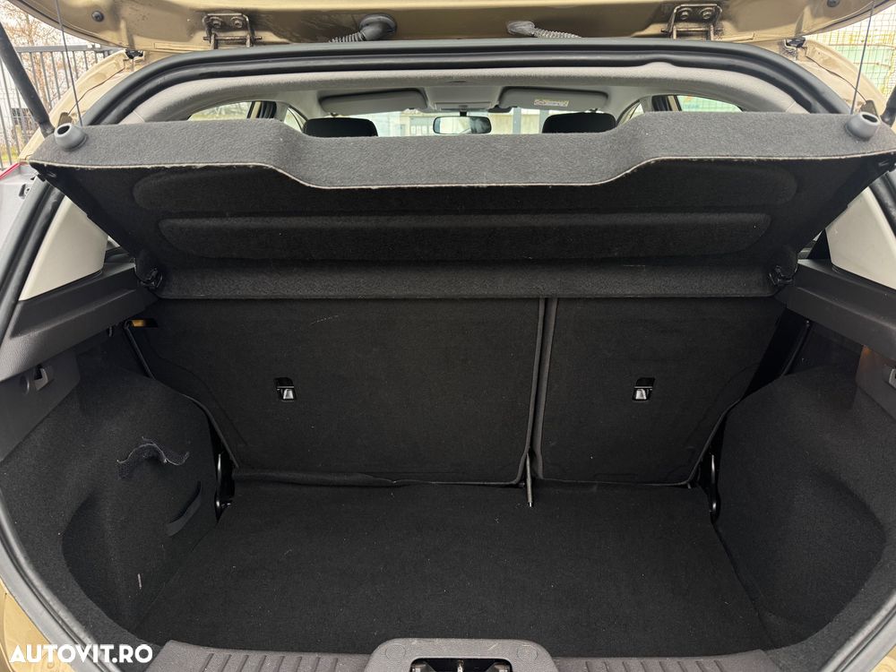 Ford Fiesta - 20