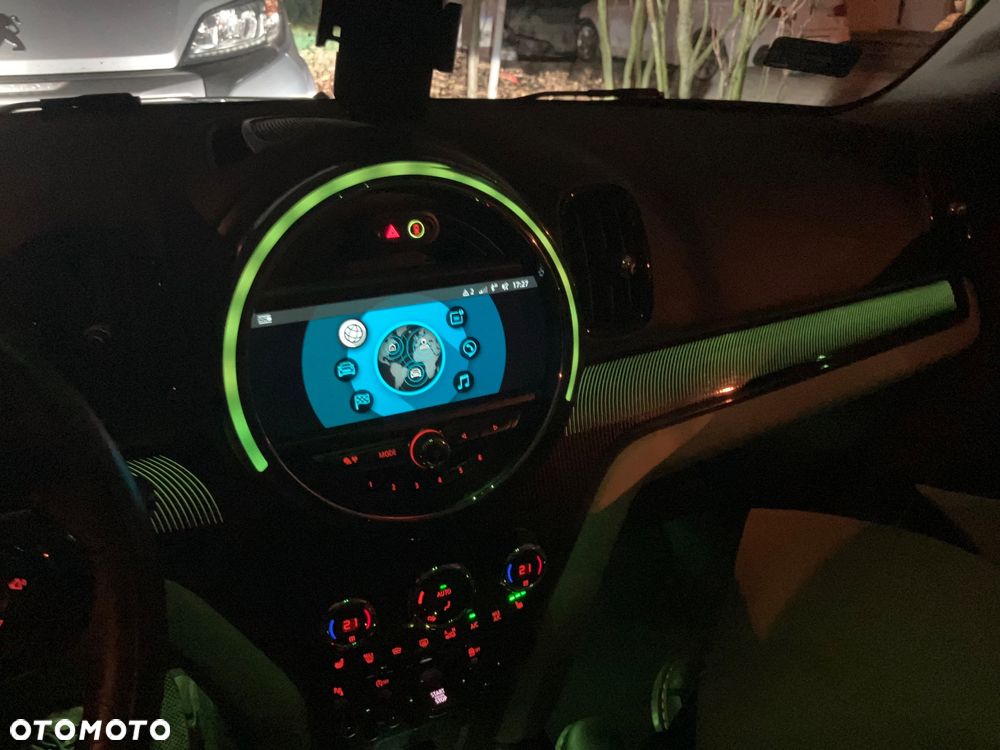 MINI Countryman Cooper SD ALL4 - 36