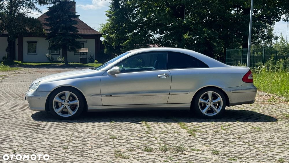 Mercedes-Benz CLK 320 Avantgarde - 2