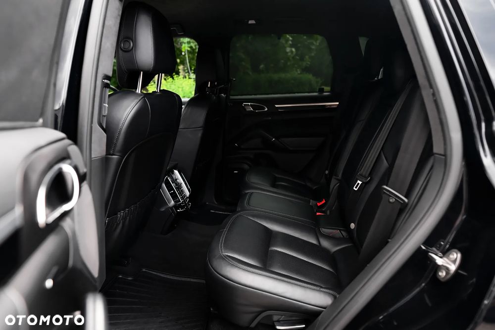 Porsche Cayenne S Tiptronic S - 16