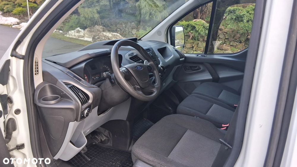Ford Transit Custom - 14