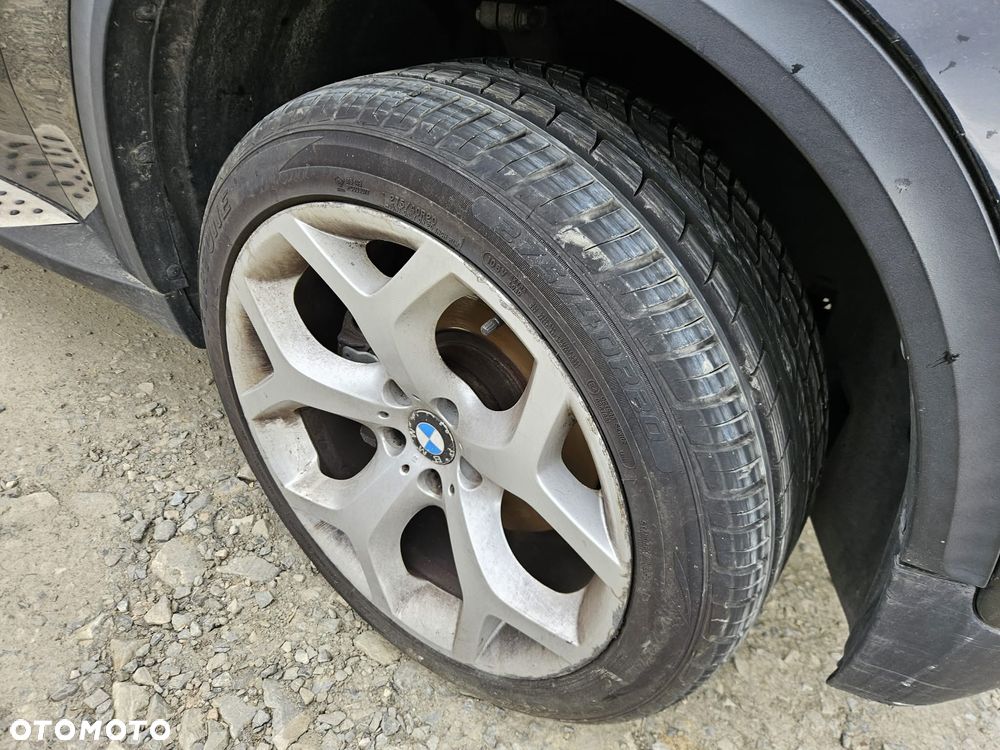 BMW X5 xDrive35d - 24