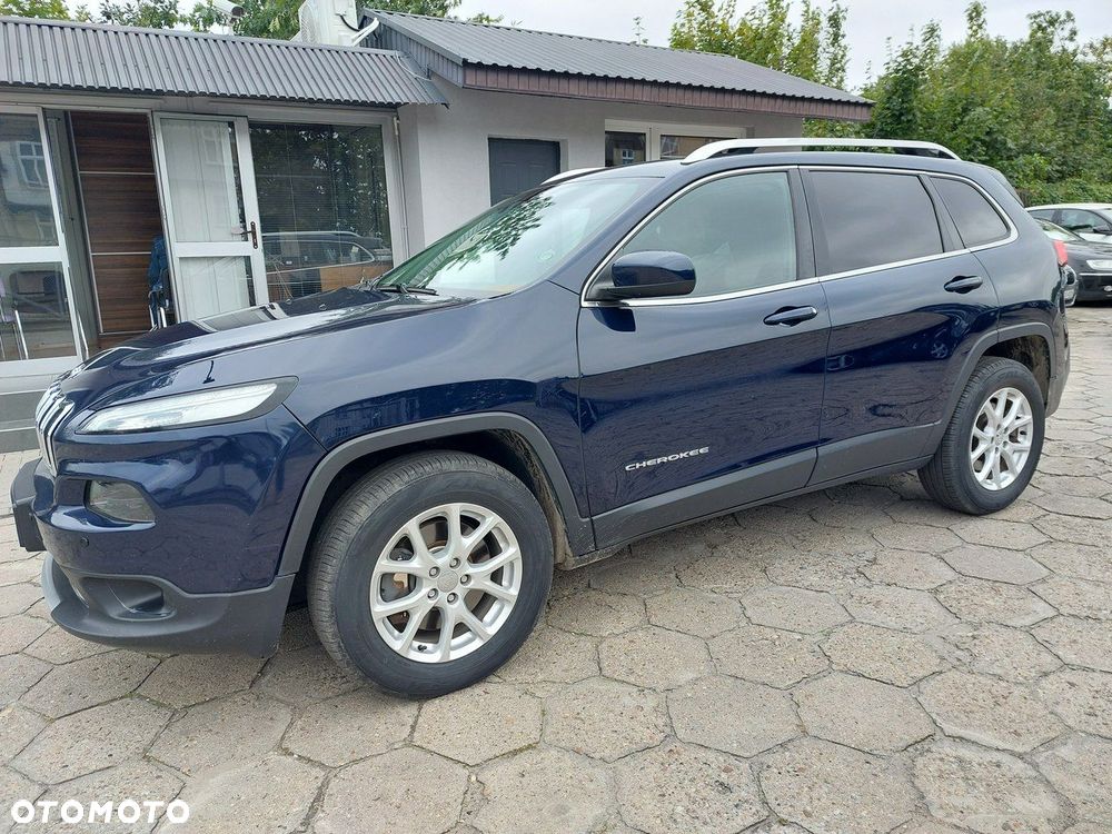 Jeep Cherokee - 4