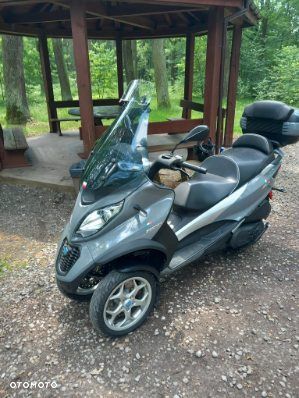 Piaggio MP-3 - 2