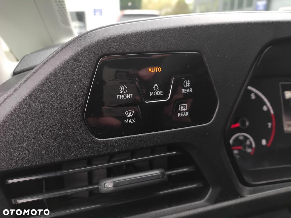 Volkswagen Caddy - 12