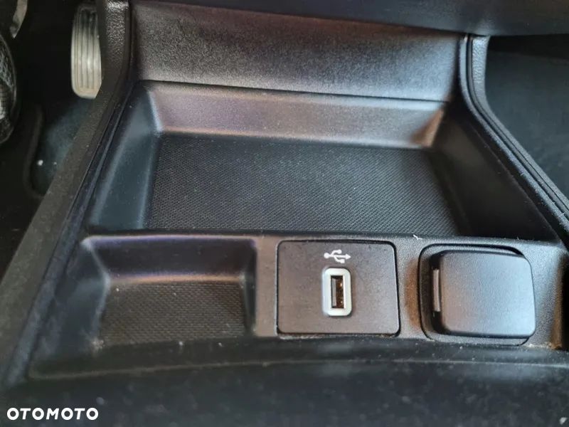 Ford Mondeo 1.5 EcoBoost Titanium - 25