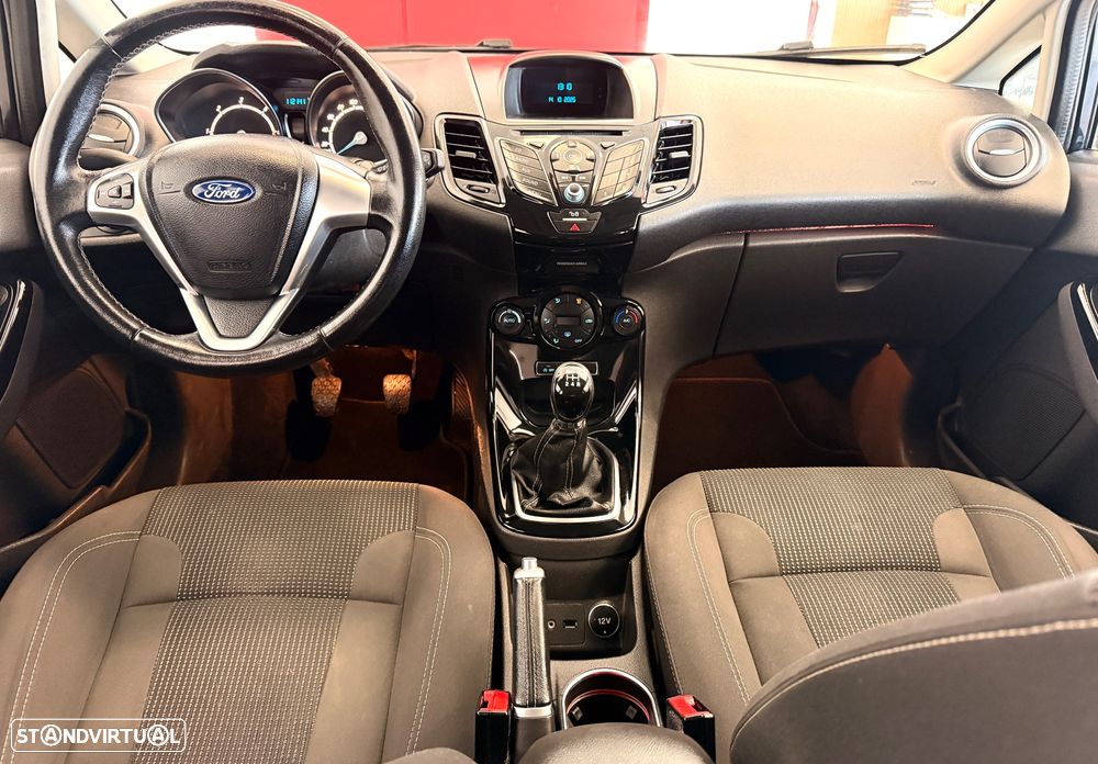 Ford Fiesta 1.5 TDCi Titanium - 8