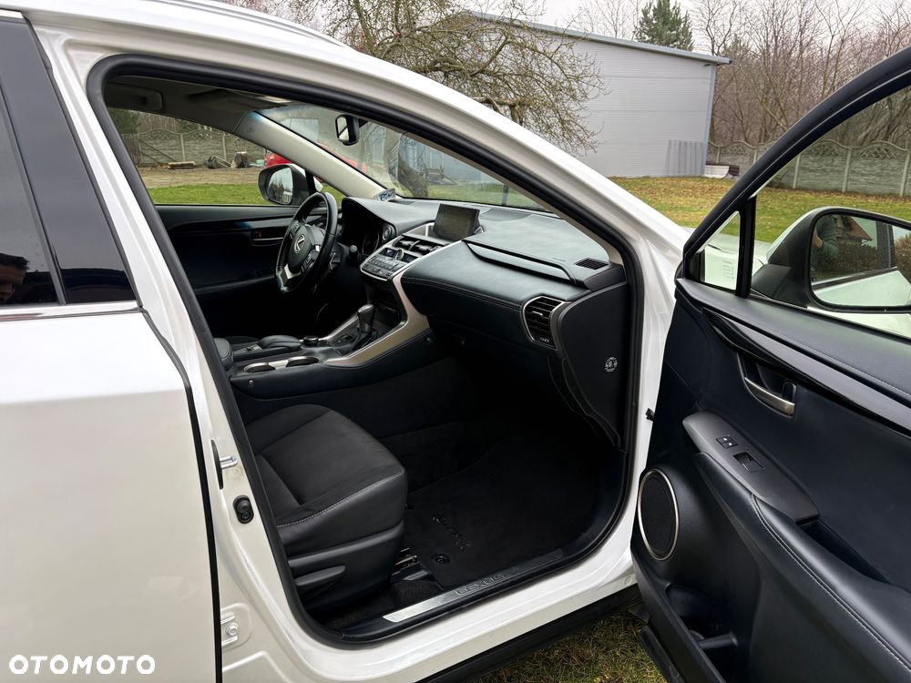 Lexus NX 200t Elite AWD - 24