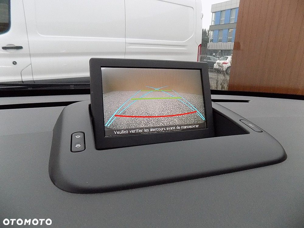 Peugeot 3008 PureTech 130 Stop & Start GPF Allure - 17