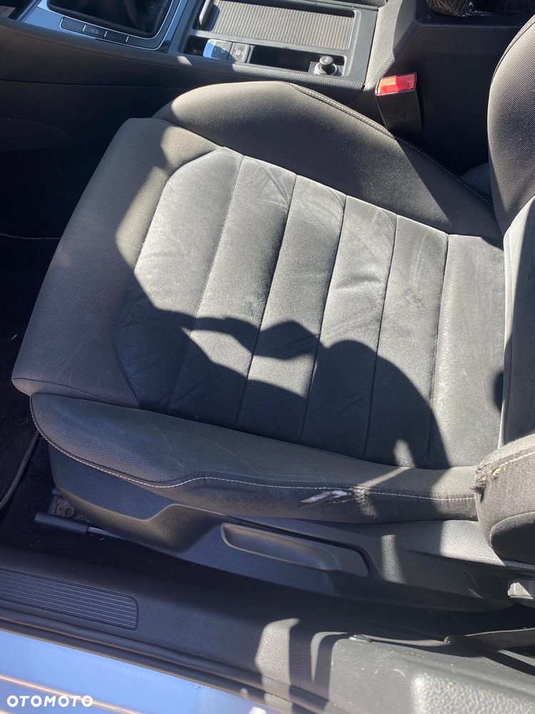 Volkswagen Golf 1.6 TDI BMT Highline - 17