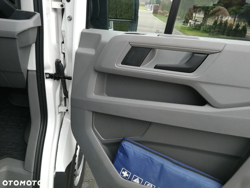 Volkswagen Crafter - 13