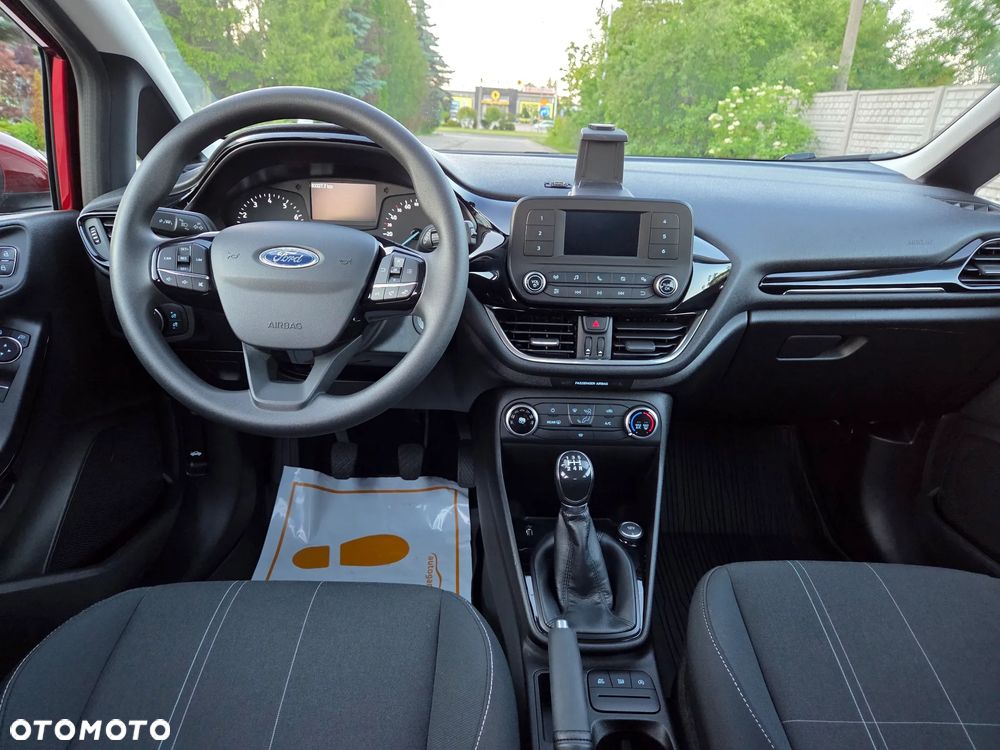 Ford Fiesta - 16