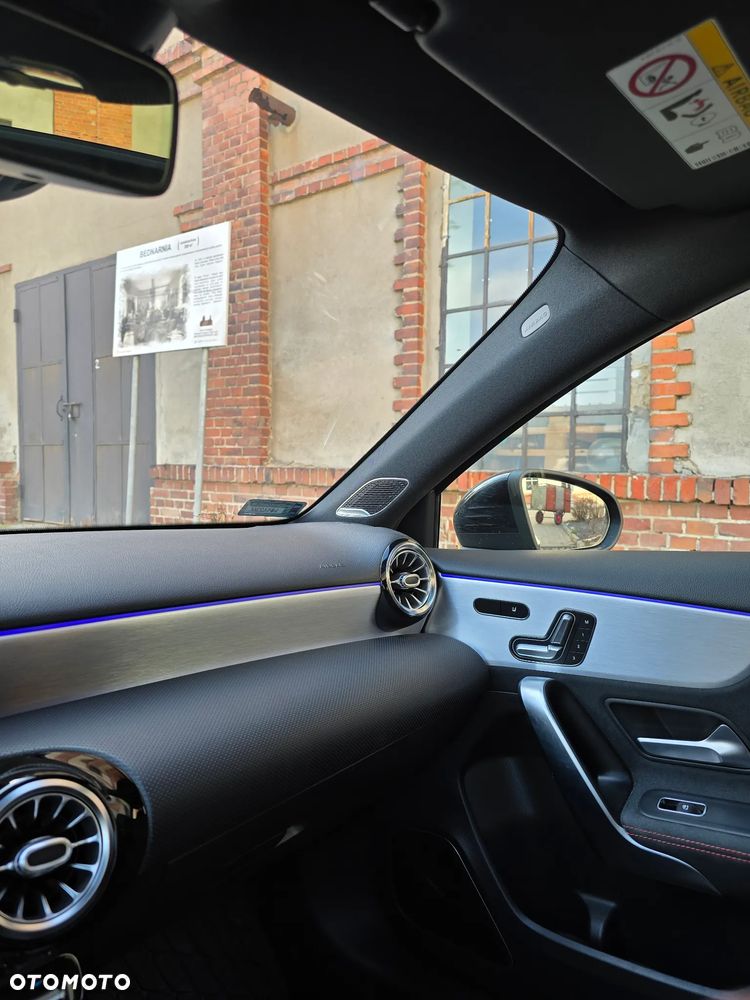 Mercedes-Benz Klasa A 35 AMG 4-Matic 7G-DCT - 14