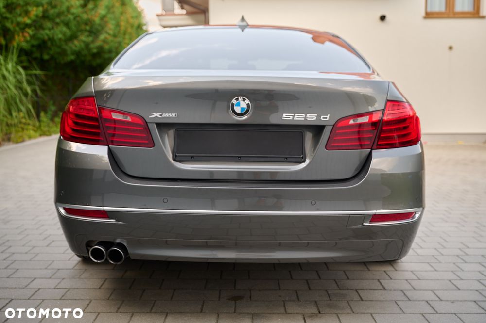 BMW Seria 5 525d xDrive Modern Line - 18