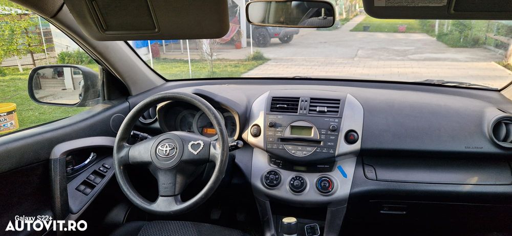 Toyota RAV4 2.2 D-4D Executive City - 3