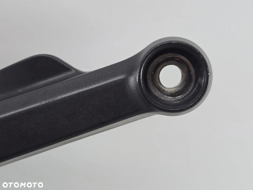 STELAZ TYL ZADUPEK RAMA SUBRAME   HONDA CB 1000R  SC80 - 7